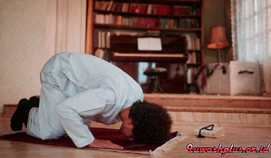 Hal-hal yang memerlukan sujud sahwi Contoh Kasus yang Memerlukan Sujud Sahwi