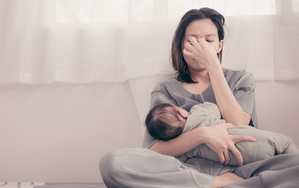 Kenali Ciri-Ciri Baby Blue Syndrome dan Cara Mengatasinya