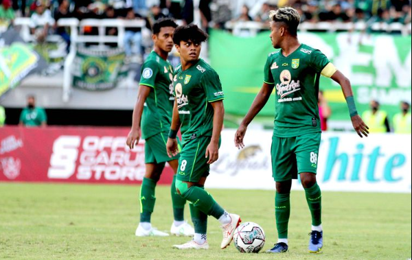 Persebaya vs PSM