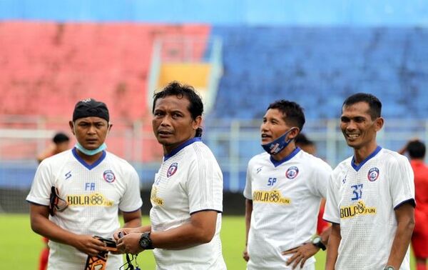 Kuncoro Jadi Pelatih Sementara